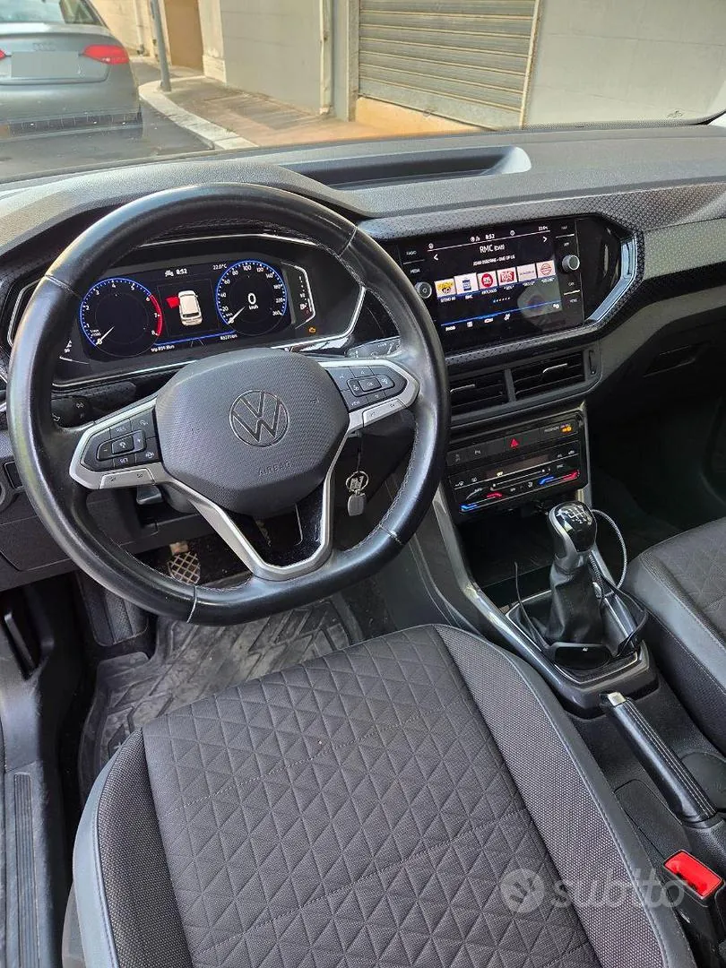 Volkswagen T-Cross 2022 photo 3