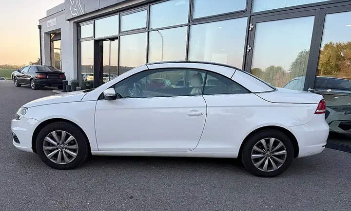 Volkswagen Eos 2012 photo 3