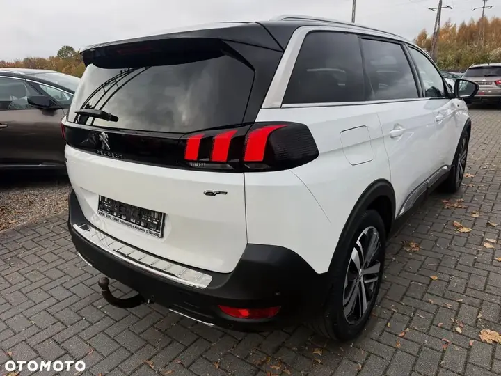 Peugeot 5008 2017 photo 4