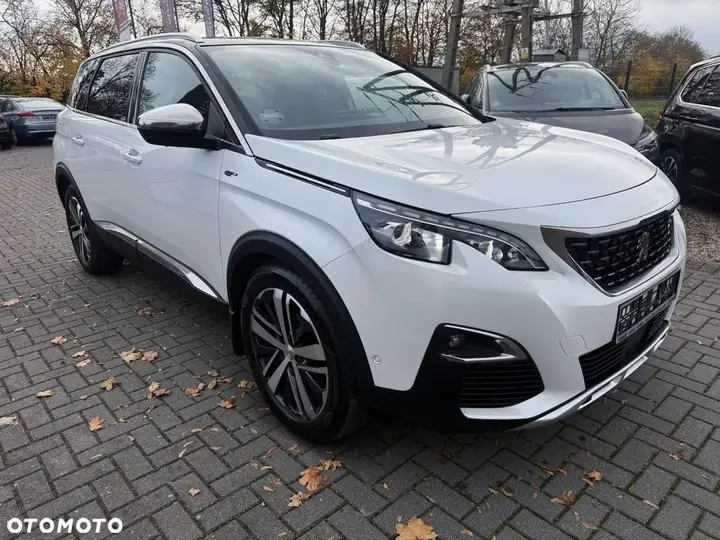 Peugeot 5008 2017 photo 3