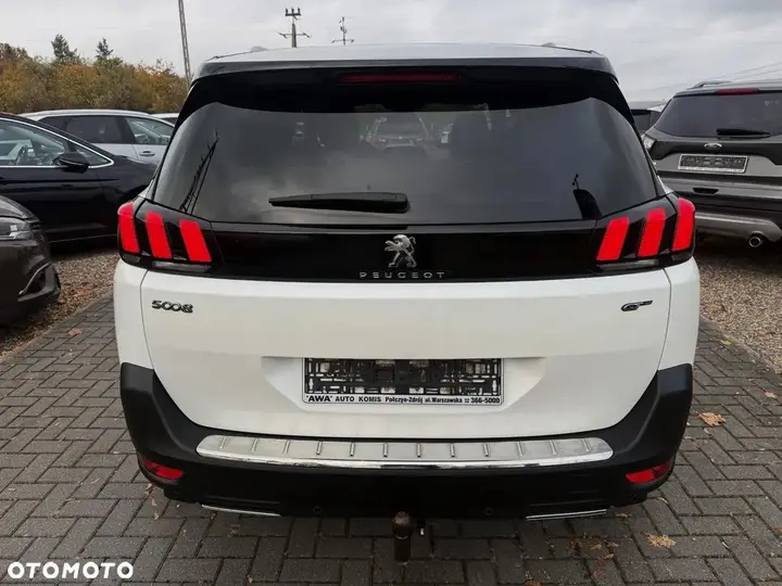 Peugeot 5008 2017 photo 5
