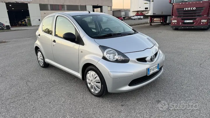 Toyota Aygo 2008 photo 3