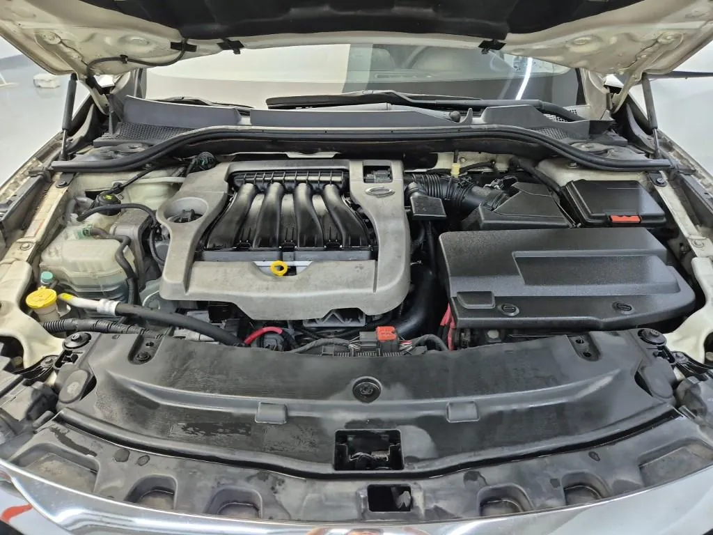 Renault Korea Sm5 2011 photo 5