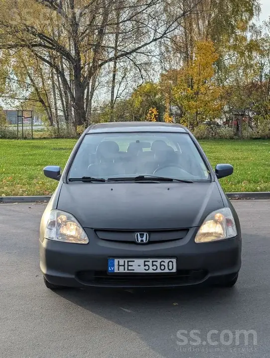 Honda Civic 2002 photo 2