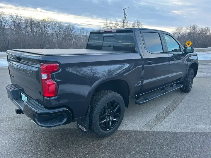 Chevrolet Silverado 1500 2024 photo 3
