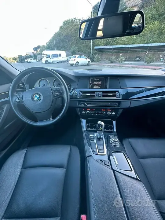 BMW 5 Series 2012 photo 4