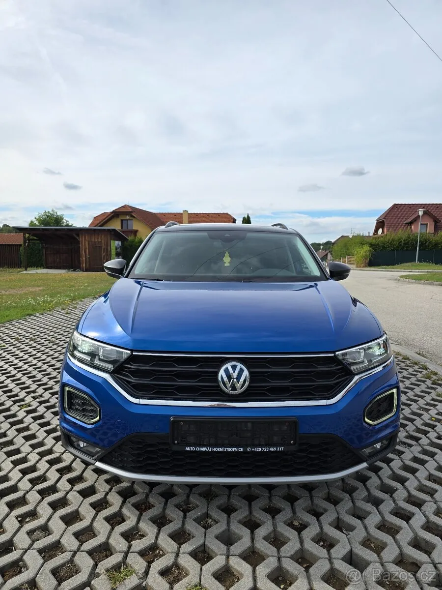 Volkswagen T-Roc 2020 photo 2