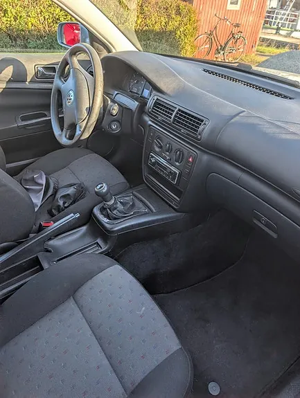 Volkswagen Passat 2000 photo 3