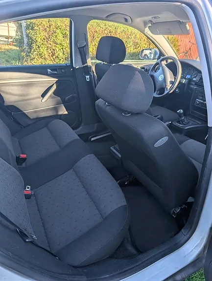 Volkswagen Passat 2000 photo 5