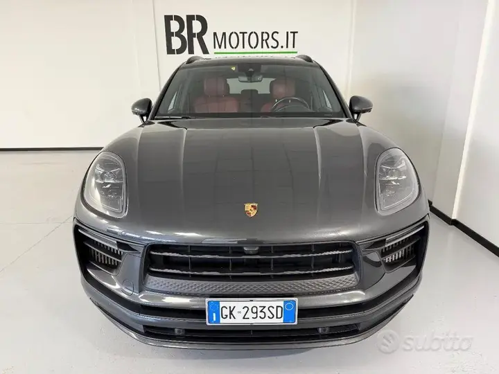 Porsche Macan 2022 photo 2