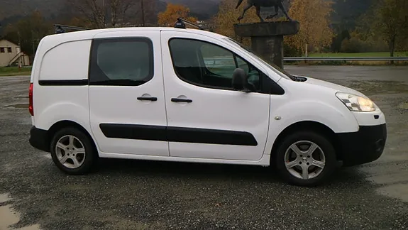 Peugeot Partner 2010 photo 4