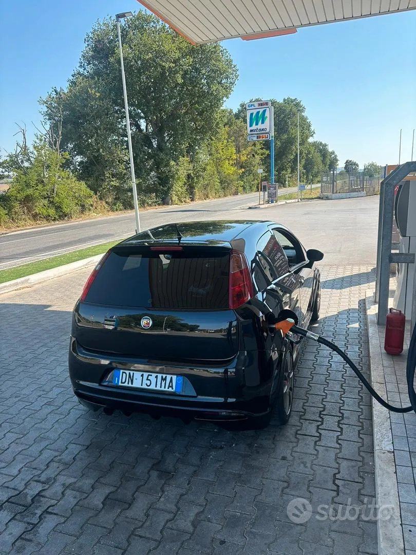 Abarth Grande Punto 2008 photo 4