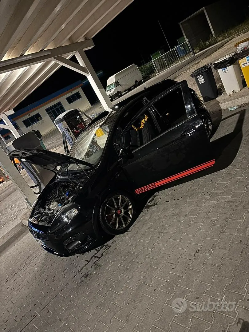 Abarth Grande Punto 2008 photo 2