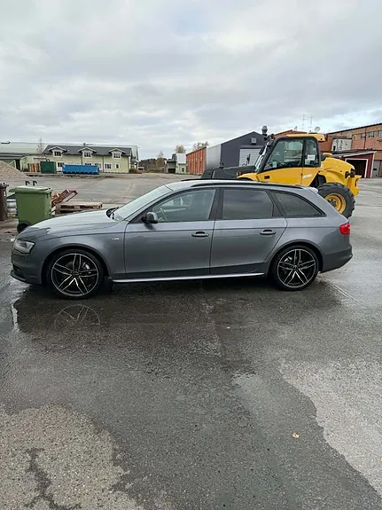 Audi A4 2015 photo 2