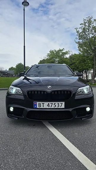 BMW 528I 2011 photo 2