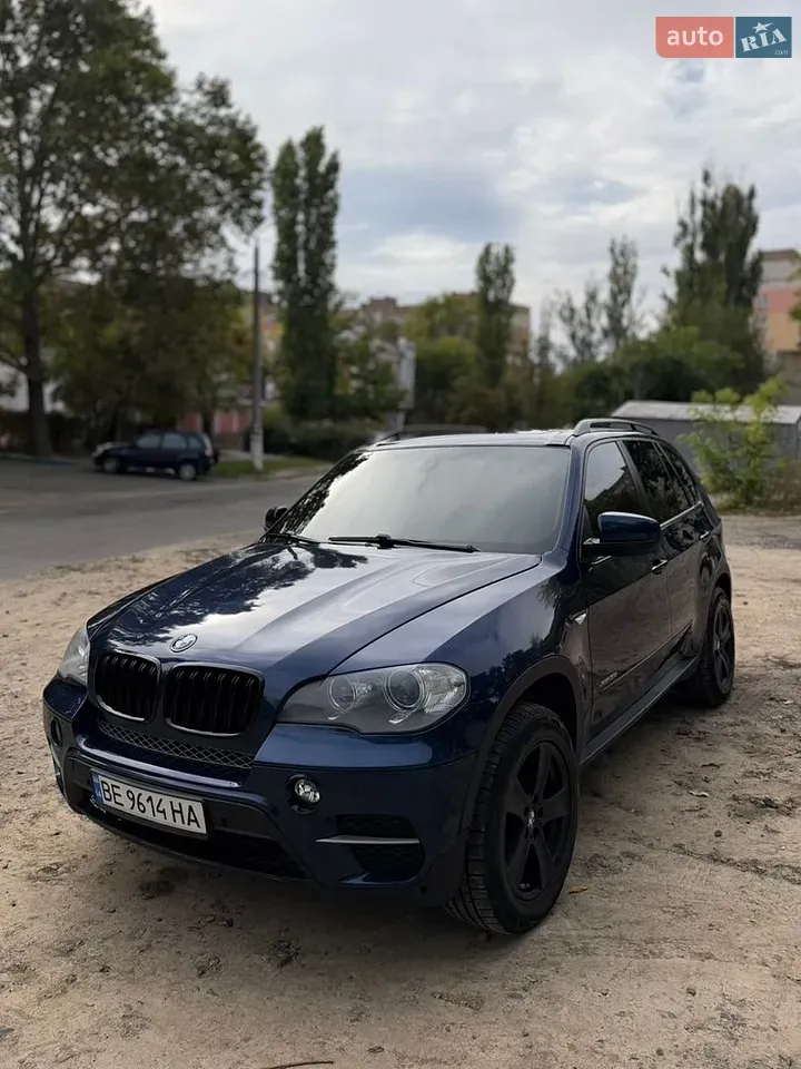 BMW X5 2012 photo 2