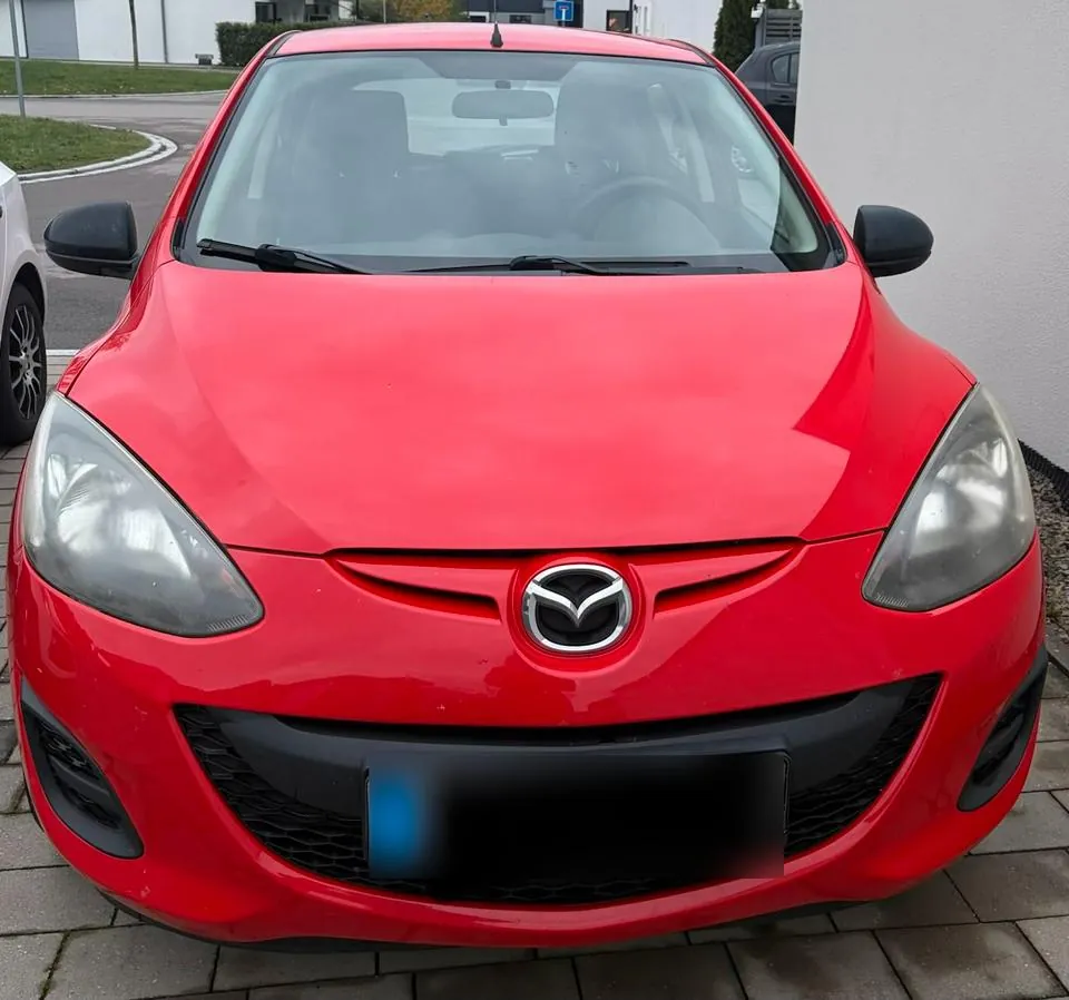 Mazda 2
