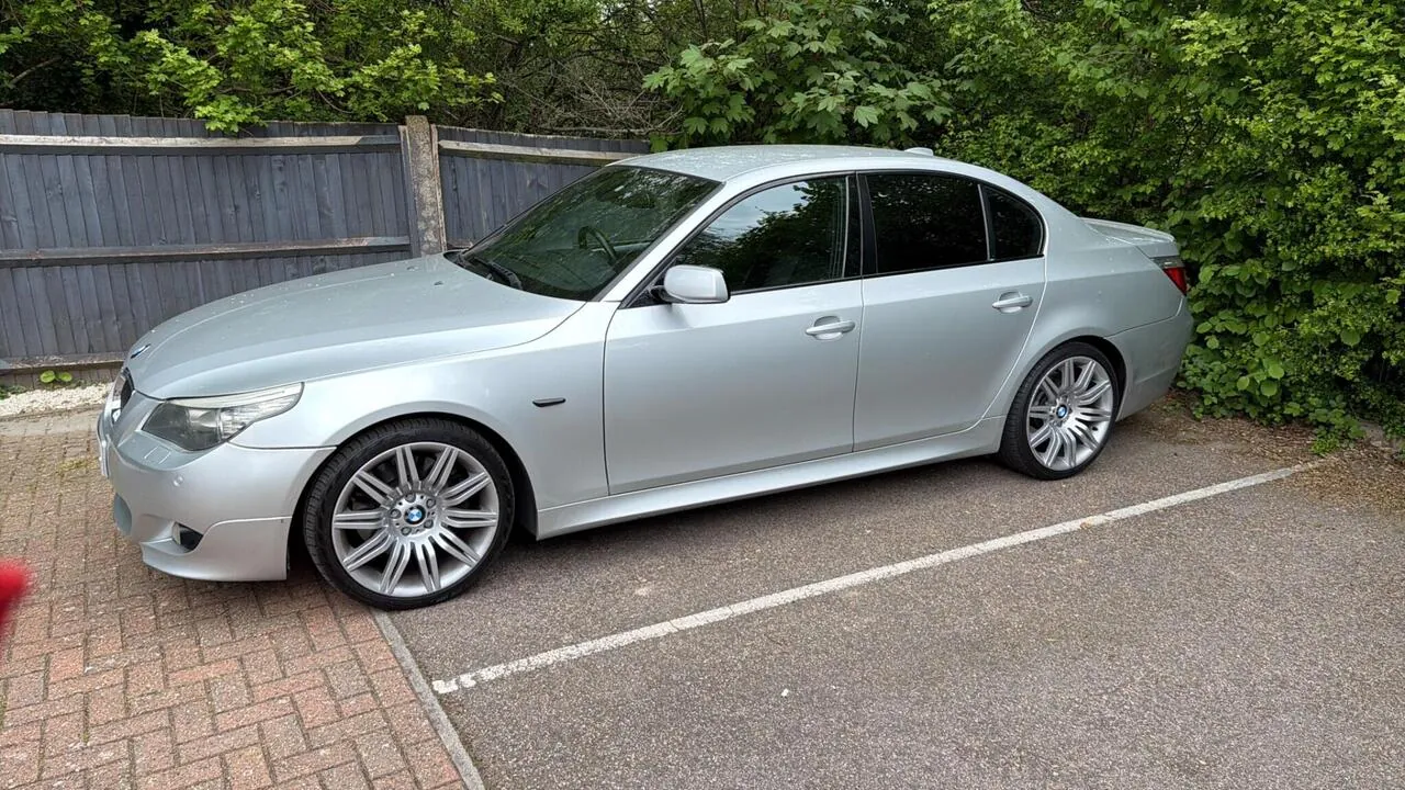 BMW 5 Series 2008 photo 4
