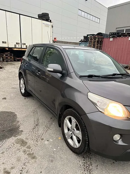 Toyota Urban Cruiser 2010 photo 4