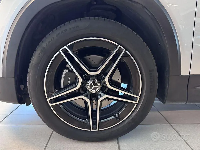 Mercedes-Benz Glb 2025 photo 5