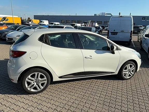 Renault Clio Iv 2019 photo 2
