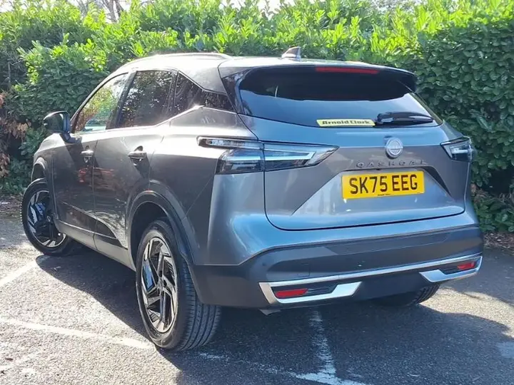 Nissan Qashqai 2025 photo 2