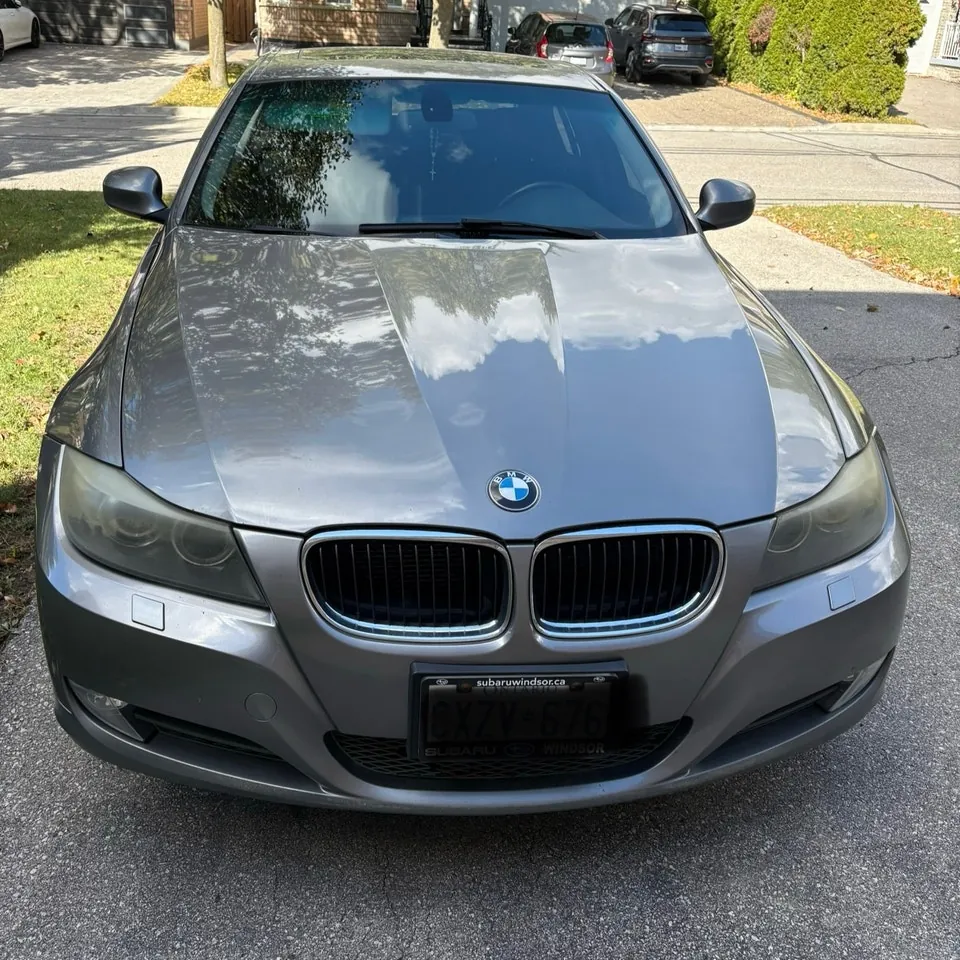BMW 3Series 2010 photo 3