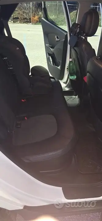 Hyundai Ix35 2013 photo 5