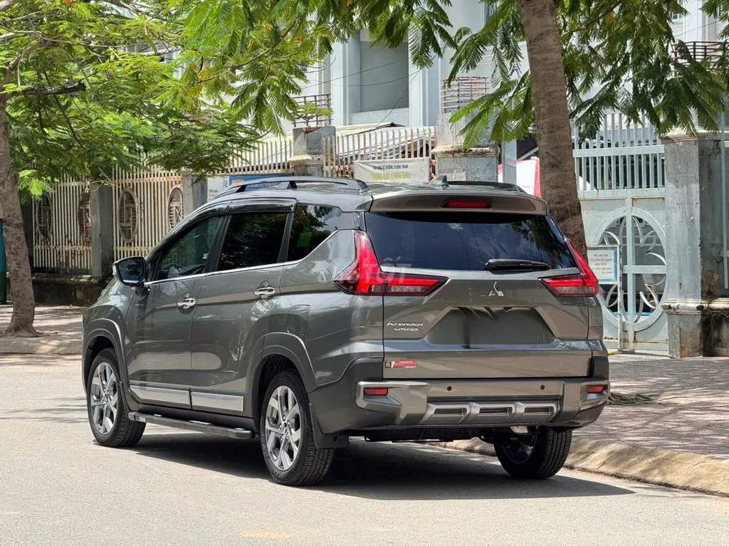 Mitsubishi Xpander Cross 2024 photo 4