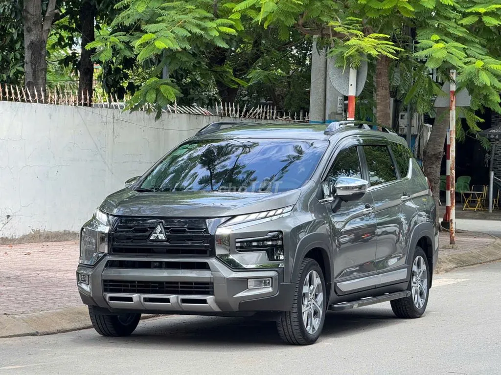 Mitsubishi Xpander Cross 2024 photo 3