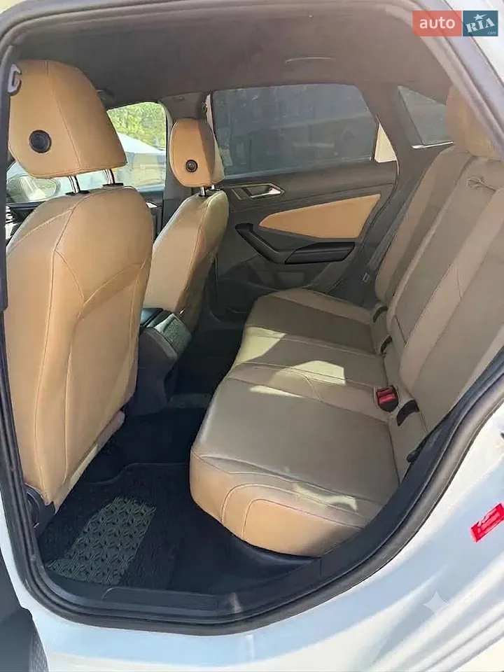 Volkswagen Jetta 2023 photo 4