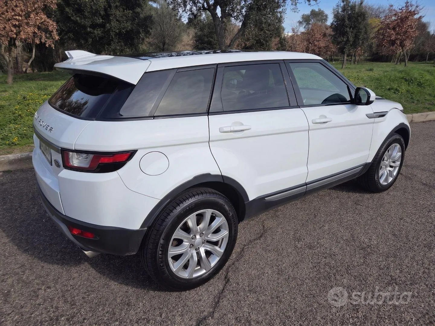 Land Rover Range Rover Evoque 2016 photo 4