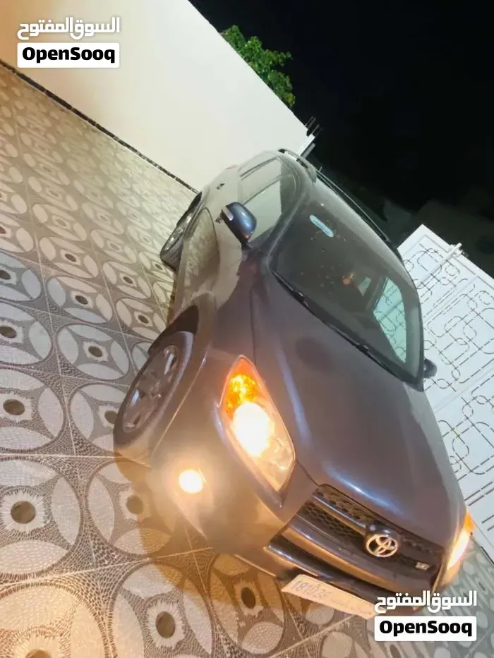 Toyota Rav 4 2012 photo 4