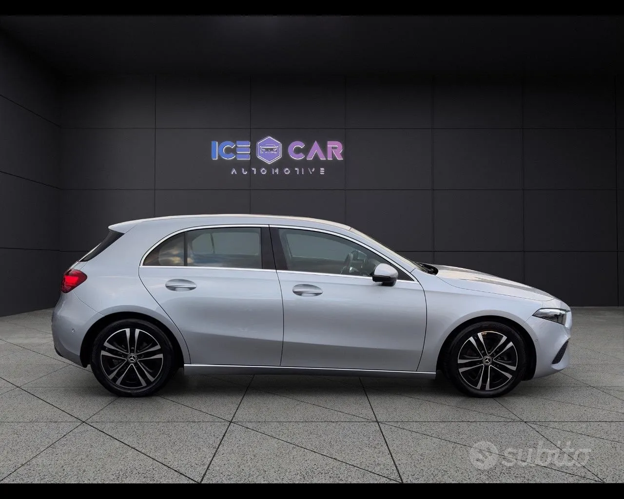 Mercedes-Benz A 180 2024 photo 4