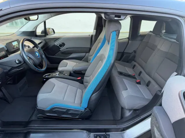 BMW I3 2022 photo 2
