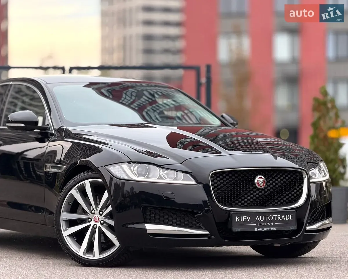 Jaguar Xf 2016 photo 3