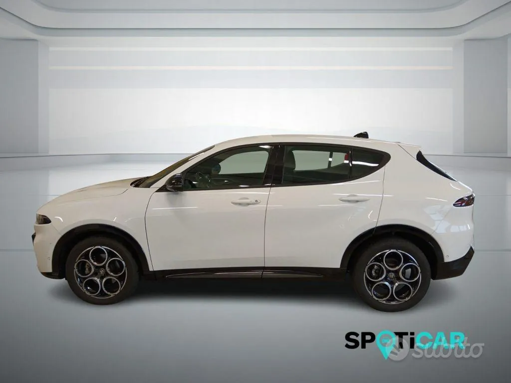 Alfa Romeo Tonale 2024 photo 4