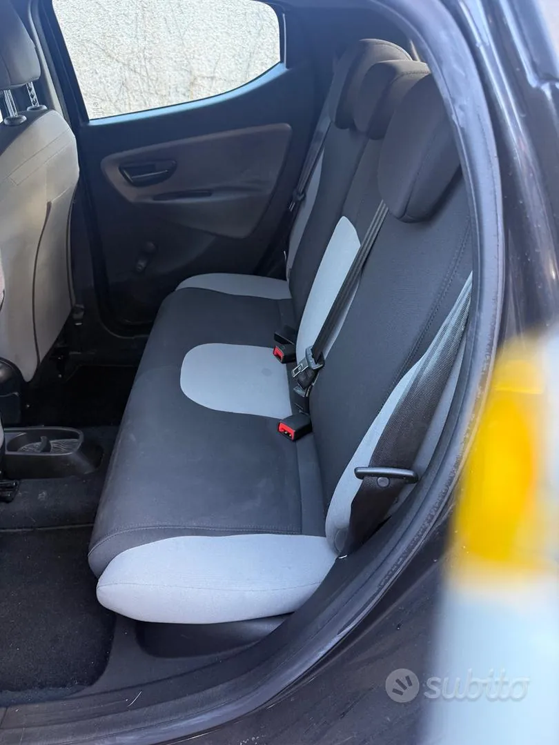 Lancia Ypsilon 2016 photo 5