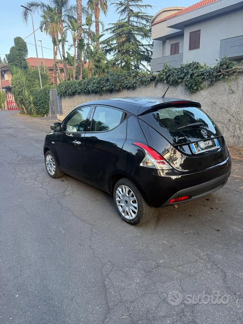 Lancia Ypsilon 2016 photo 4