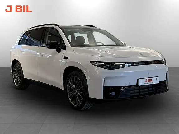 Leapmotor C10