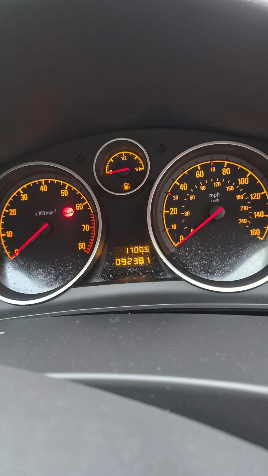 Vauxhall Astra 2009 photo 3