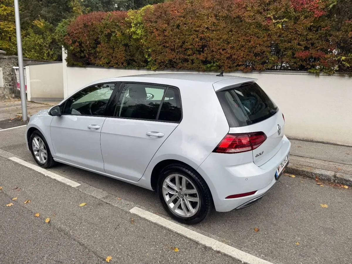Volkswagen Golf 2018 photo 2