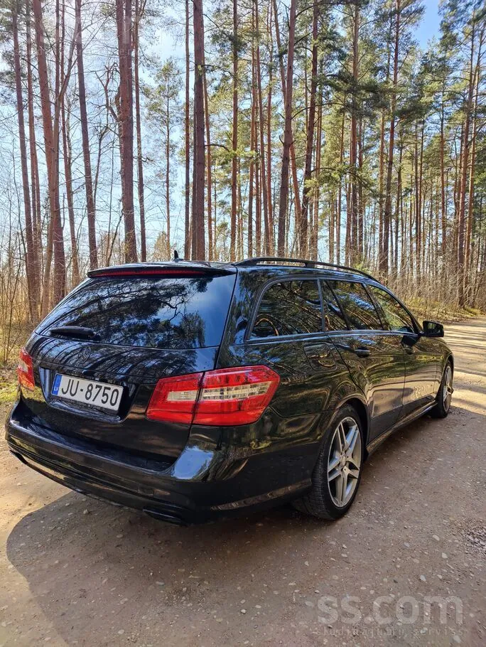 Mercedes-Benz Amg E300 2010 photo 3
