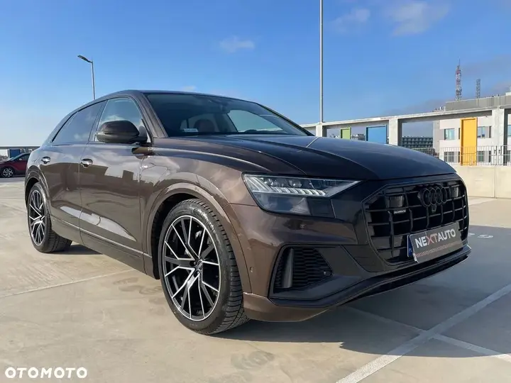 Audi Q8 2022 photo 2
