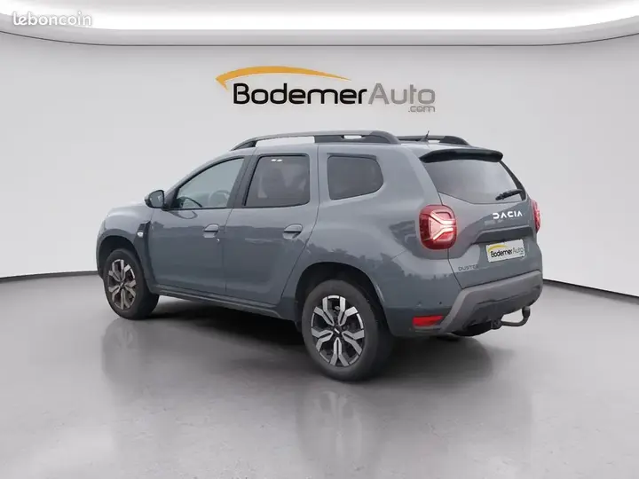 Dacia Duster 2022 photo 3