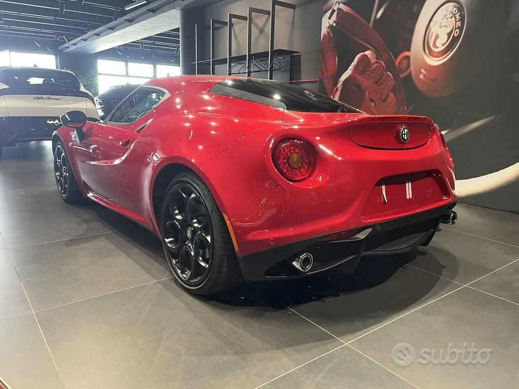 Alfa Romeo 4C 2016 photo 3
