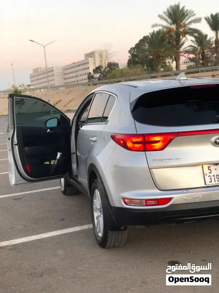 Kia Sportage 2018 photo 2