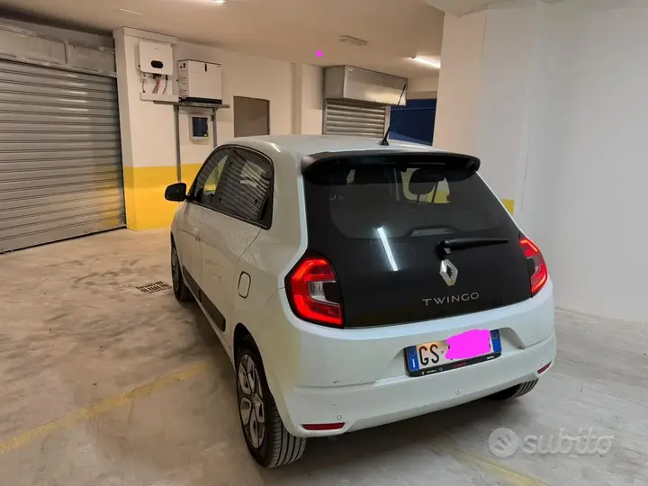 Renault Twingo 2023 photo 3