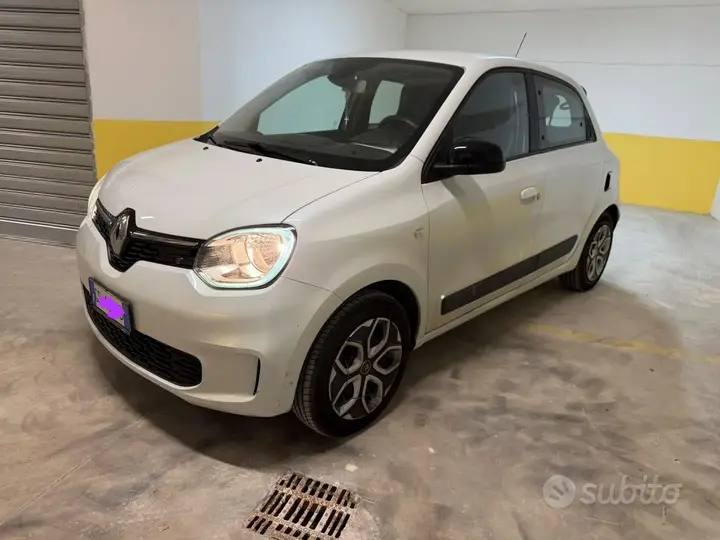 Renault Twingo 2023 photo 2
