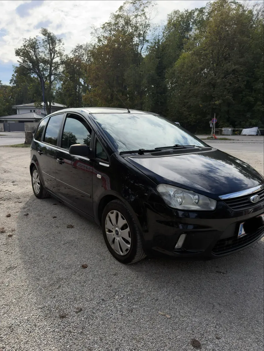 Ford C-Max 2010 photo 2
